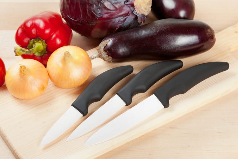 What Are Ceramic Knives? Best Way to Use a Ceramic Knife?